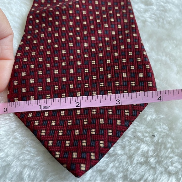 Nautica Wine Square Weave Print Textured Silk Tie - Picture 8 of 10